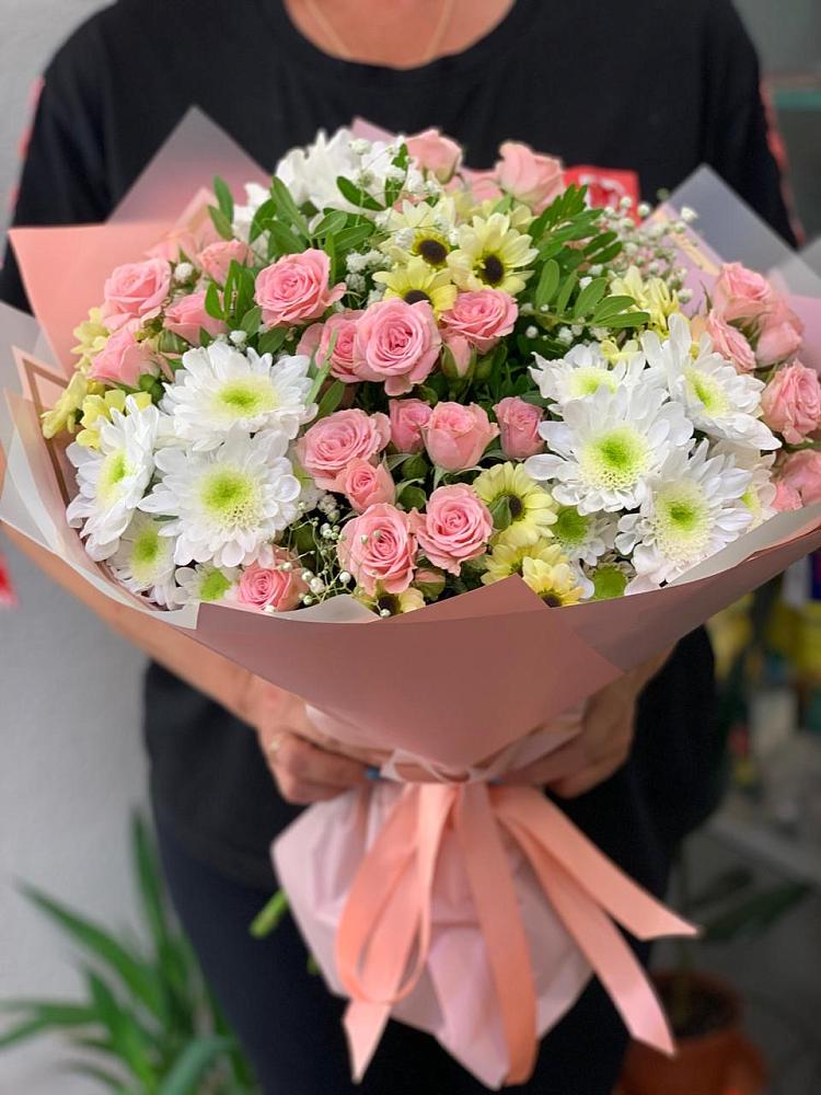 Букет цветов из: Розы и Хризантемы в Новопашковской