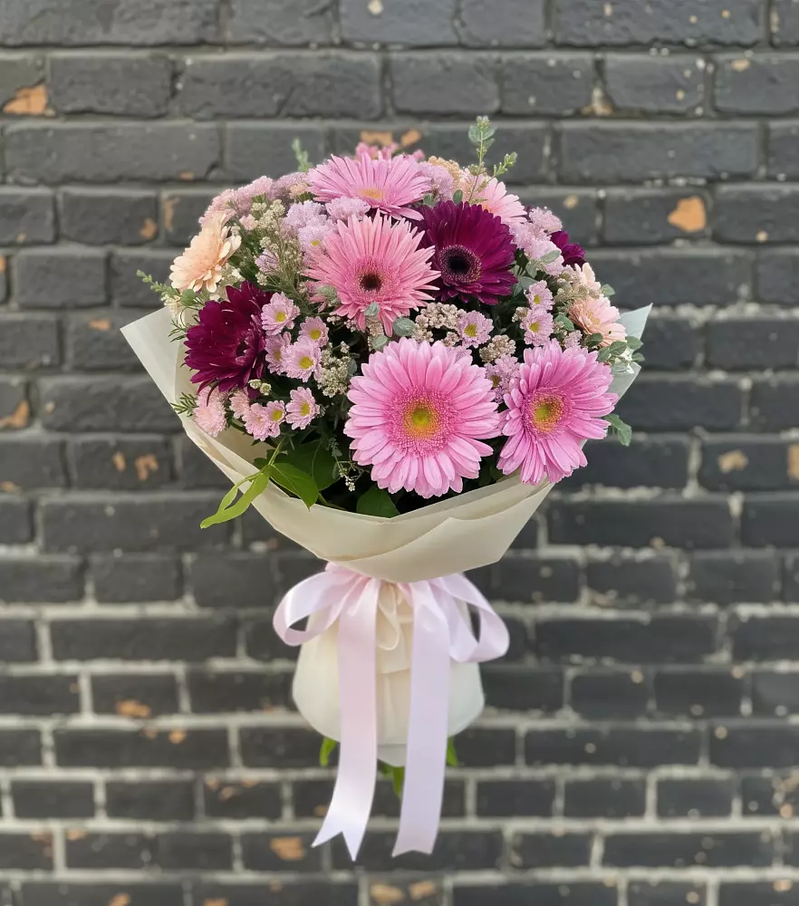 Букет цветов из: Герберы и Хризантемы в Новопашковской