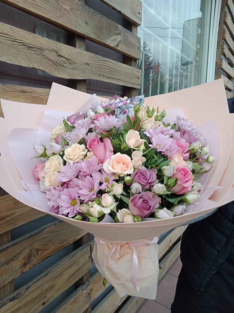 Букет цветов из: Розы и Хризантемы в Новопашковской