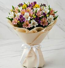 Букет цветов из:  Альстромерии в Новопашковской
