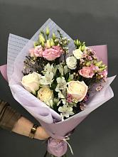 Букет цветов из:  Альстромерии, Розы и Лизиантусы #REPLACE_PRED# Новопашковской