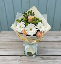 Букет цветов из:  Герберы, Розы и Хризантемы в Новопашковской