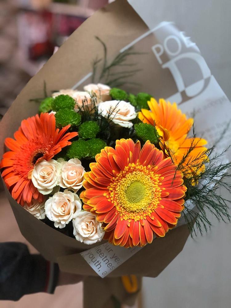 Букет цветов из: Герберы, Хризантемы и Розы в Новопашковской