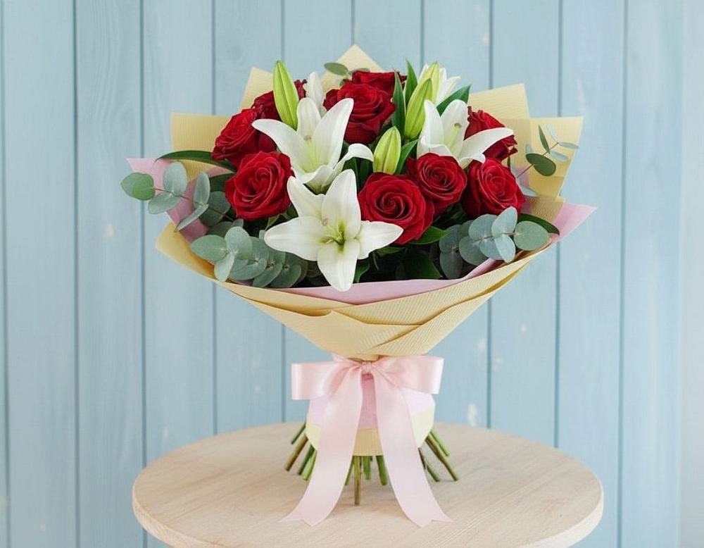 Букет цветов из: Лилии и Розы в Новопашковской